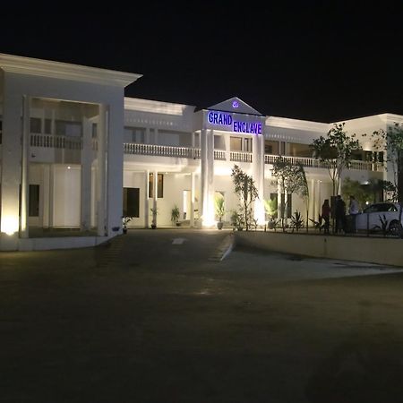 Grand Enclave Hotel Lahor Kültér fotó