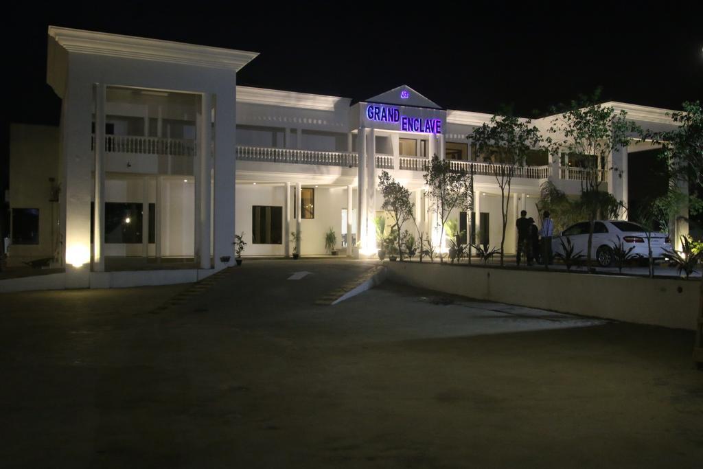 Grand Enclave Hotel Lahor Kültér fotó