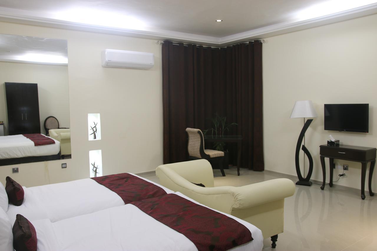 Grand Enclave Hotel Lahor Kültér fotó