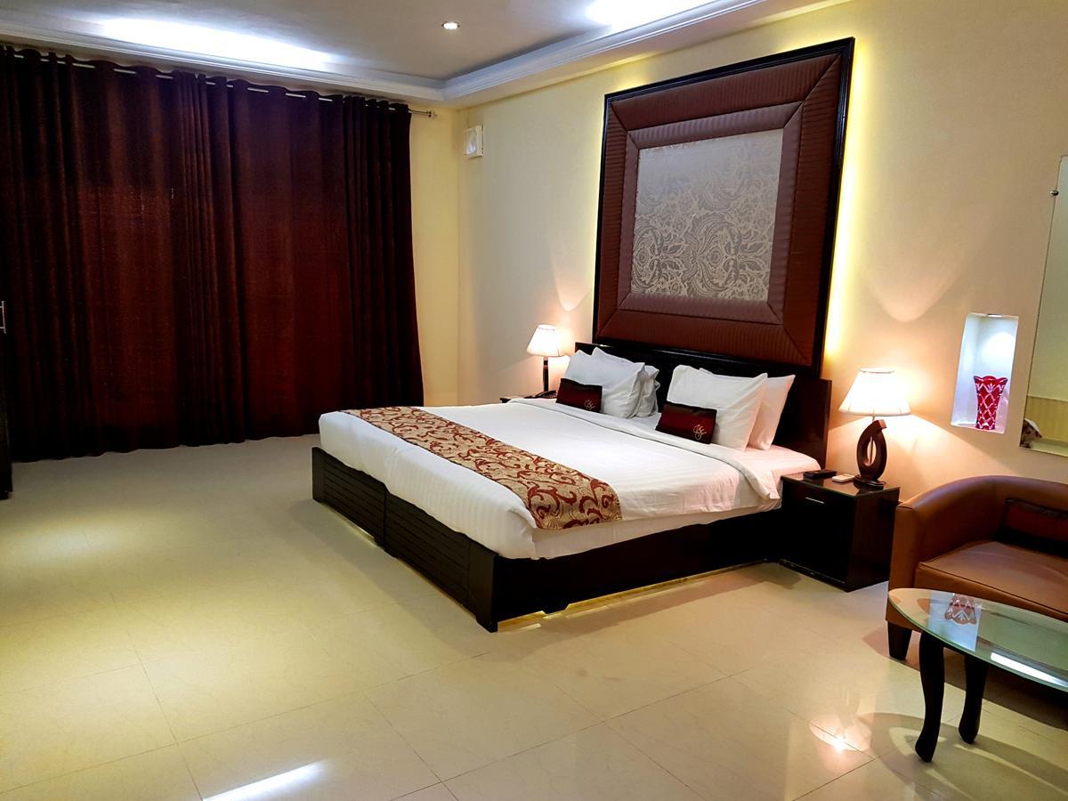 Grand Enclave Hotel Lahor Kültér fotó