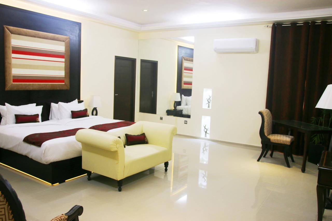 Grand Enclave Hotel Lahor Kültér fotó