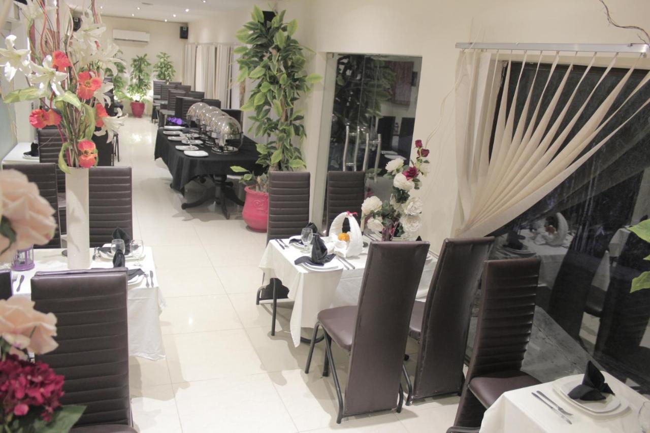 Grand Enclave Hotel Lahor Kültér fotó